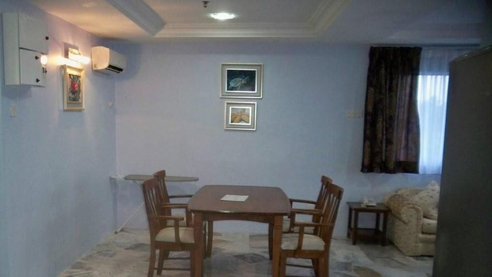 Sanctuary Resort - Apartment Hotel 체러팅 외부 사진